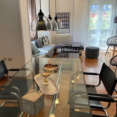 Next To White Tower Appartement